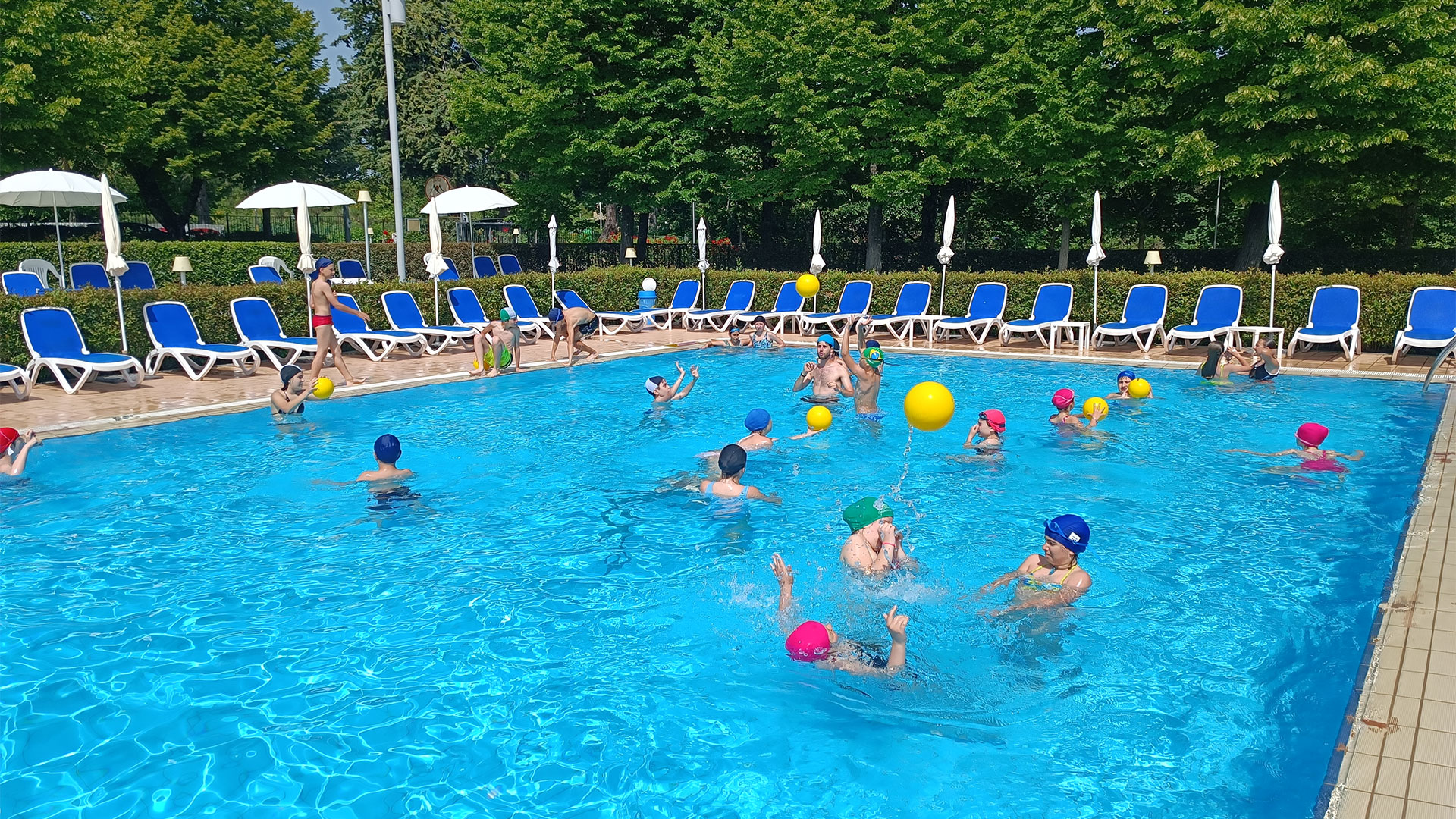 Piscina all’aperto